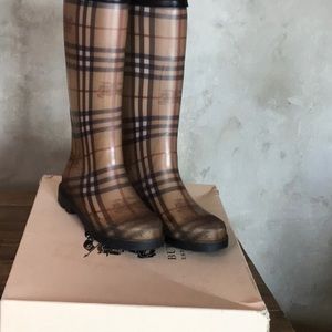Sold Authentic Burberry Check Rain boots